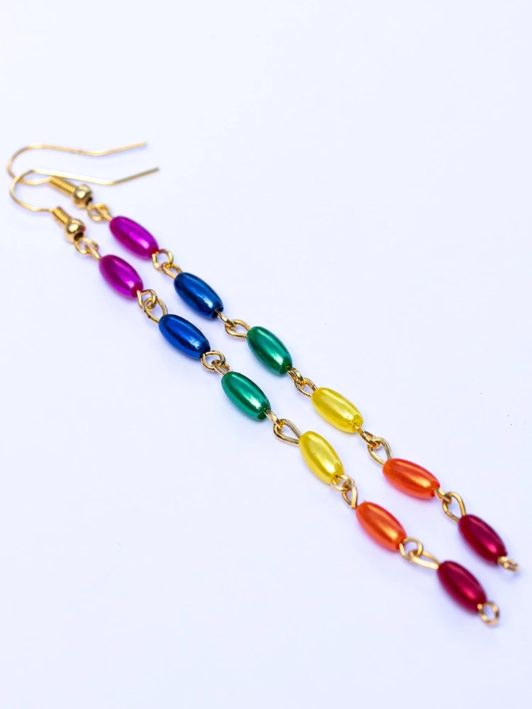 Rakkauden riisi -korvakorut (Pride)