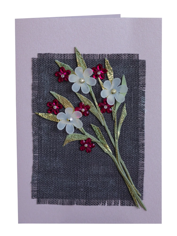 Puna-valkoinen helmikukkakortti